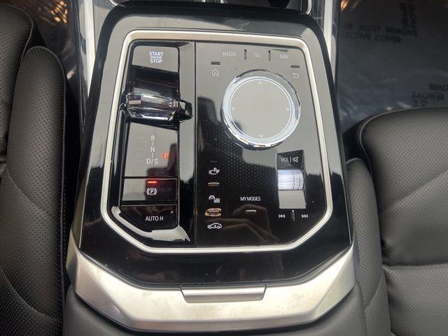 2025 BMW 7 Series 740i xDrive AWD