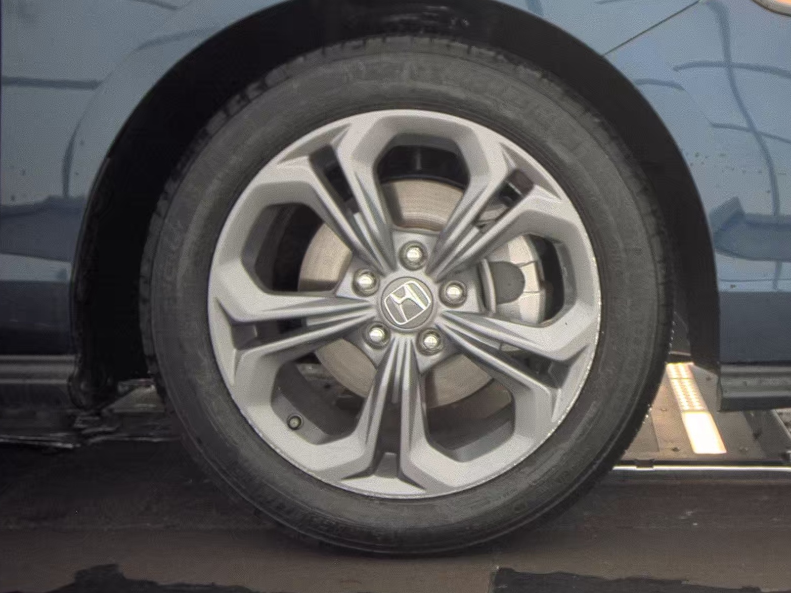 2024 Honda Accord EX FWD