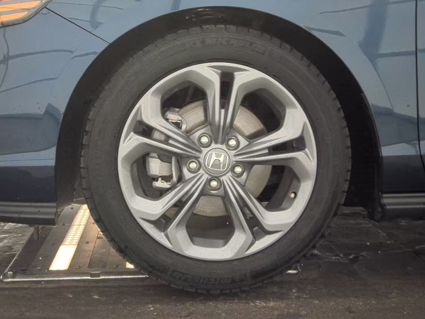 2024 Honda Accord EX FWD