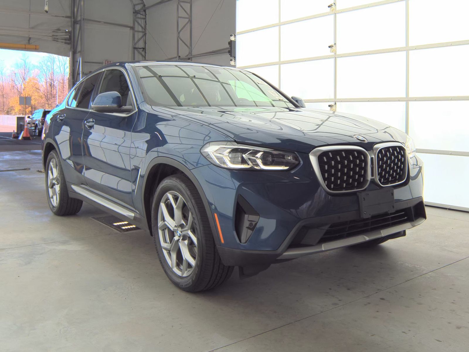 2023 BMW X4 xDrive30i AWD