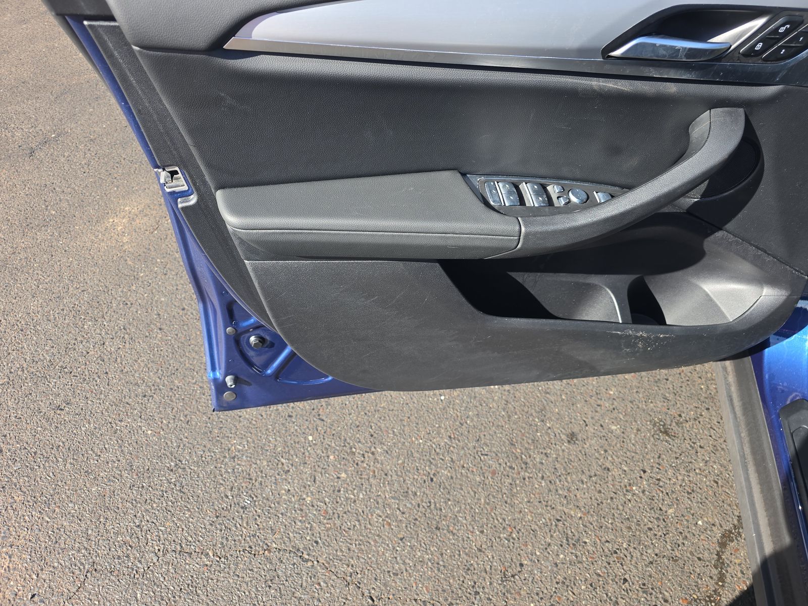 2023 BMW X4 xDrive30i AWD