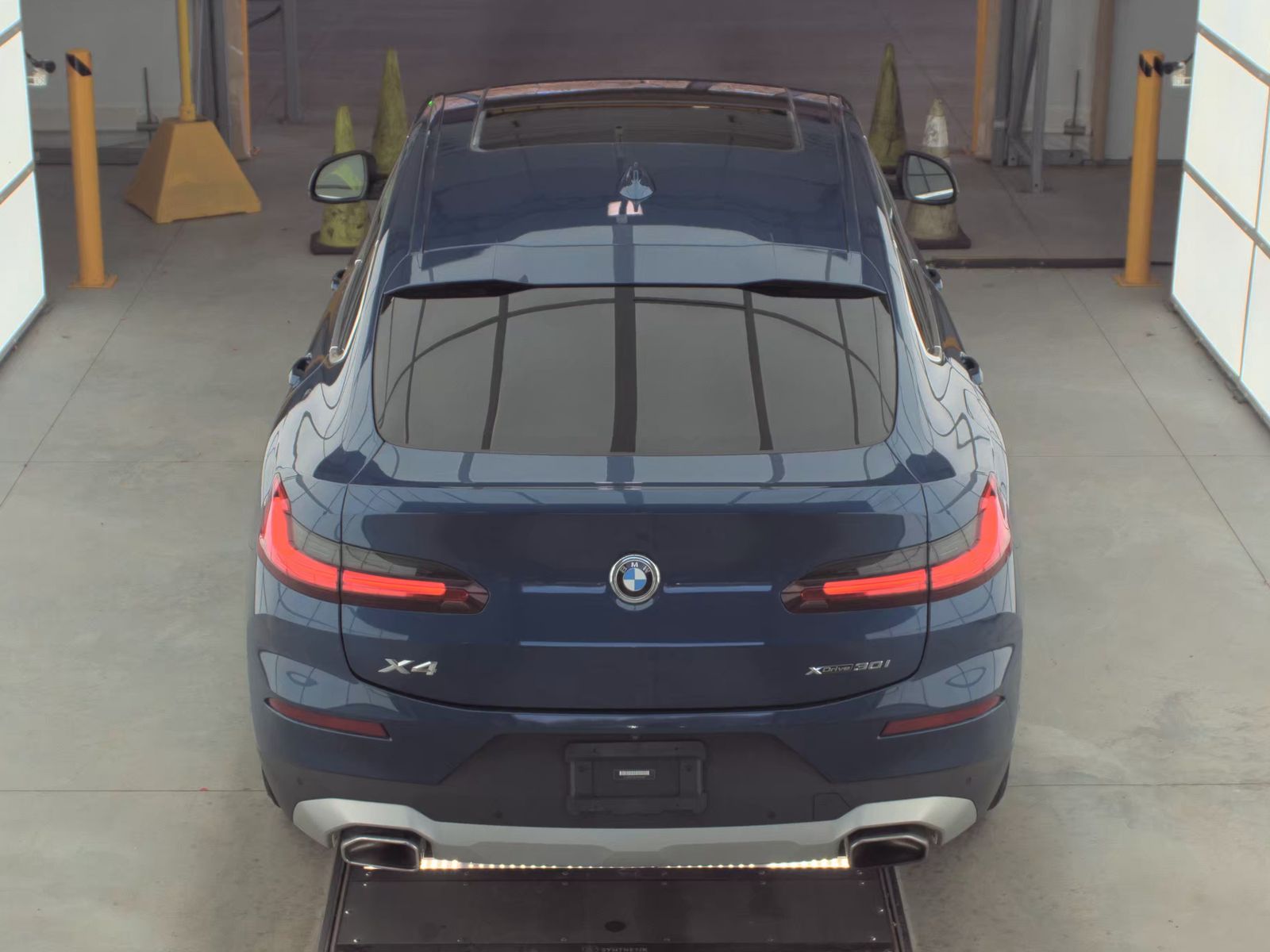 2023 BMW X4 xDrive30i AWD