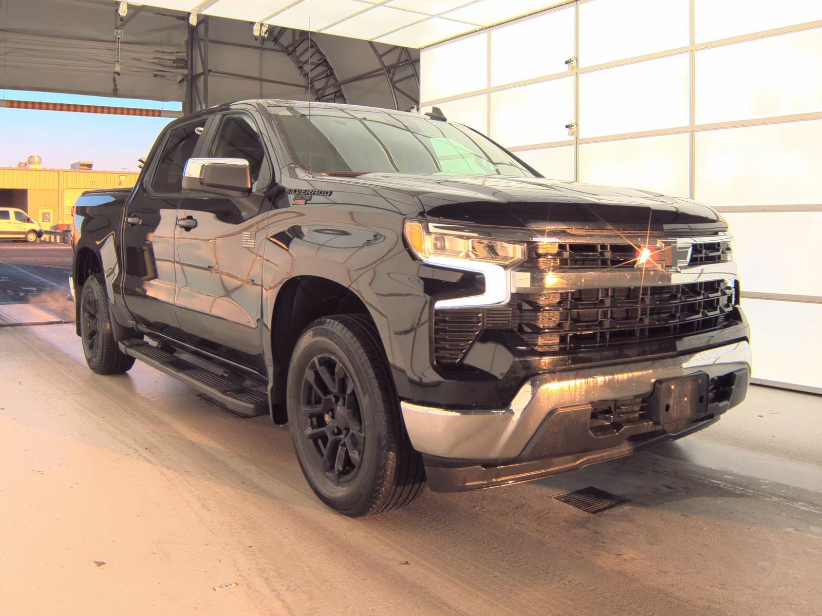 2023 Chevrolet Silverado 1500 LT AWD