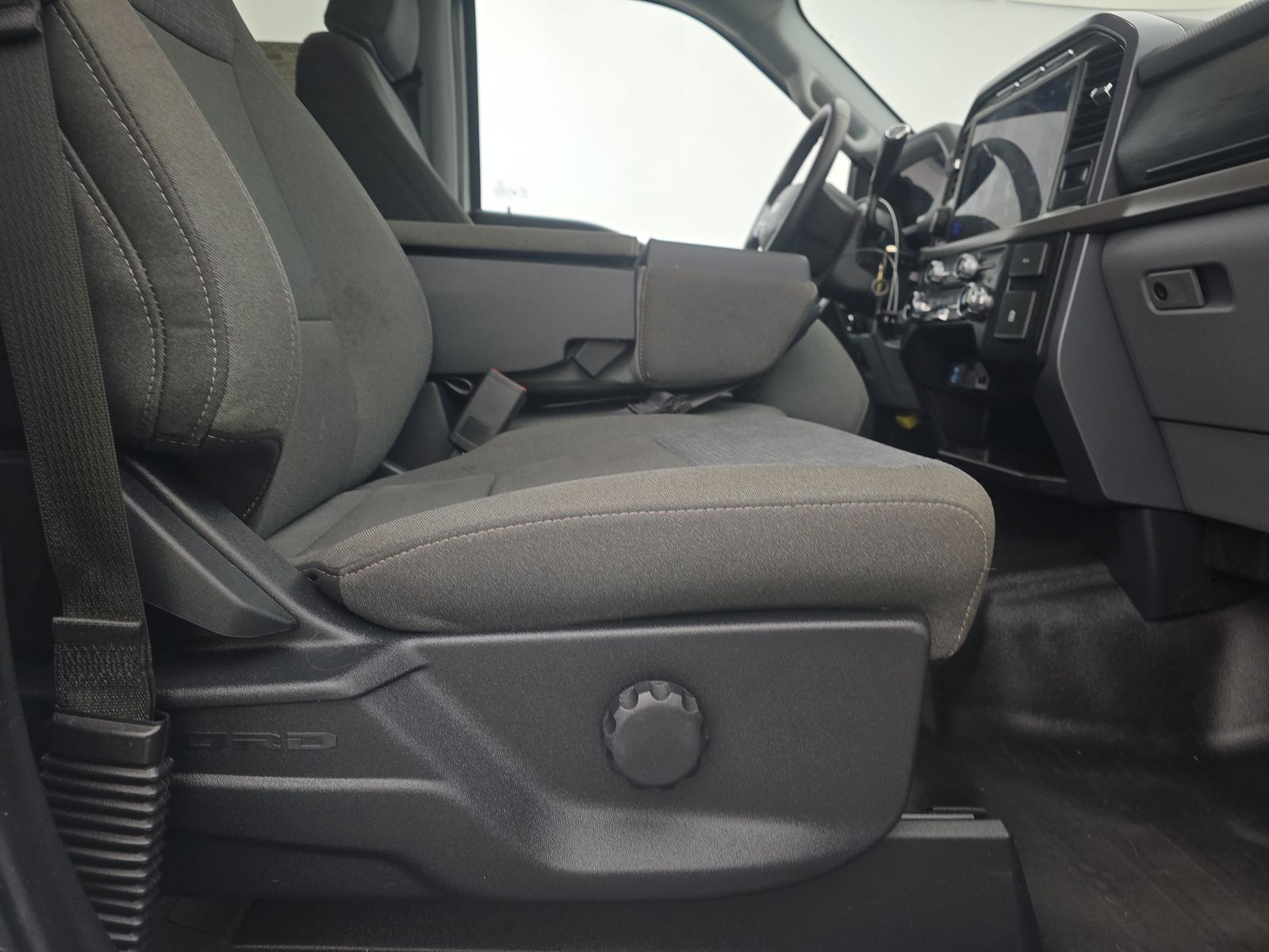 2024 Ford F-150 XLT AWD