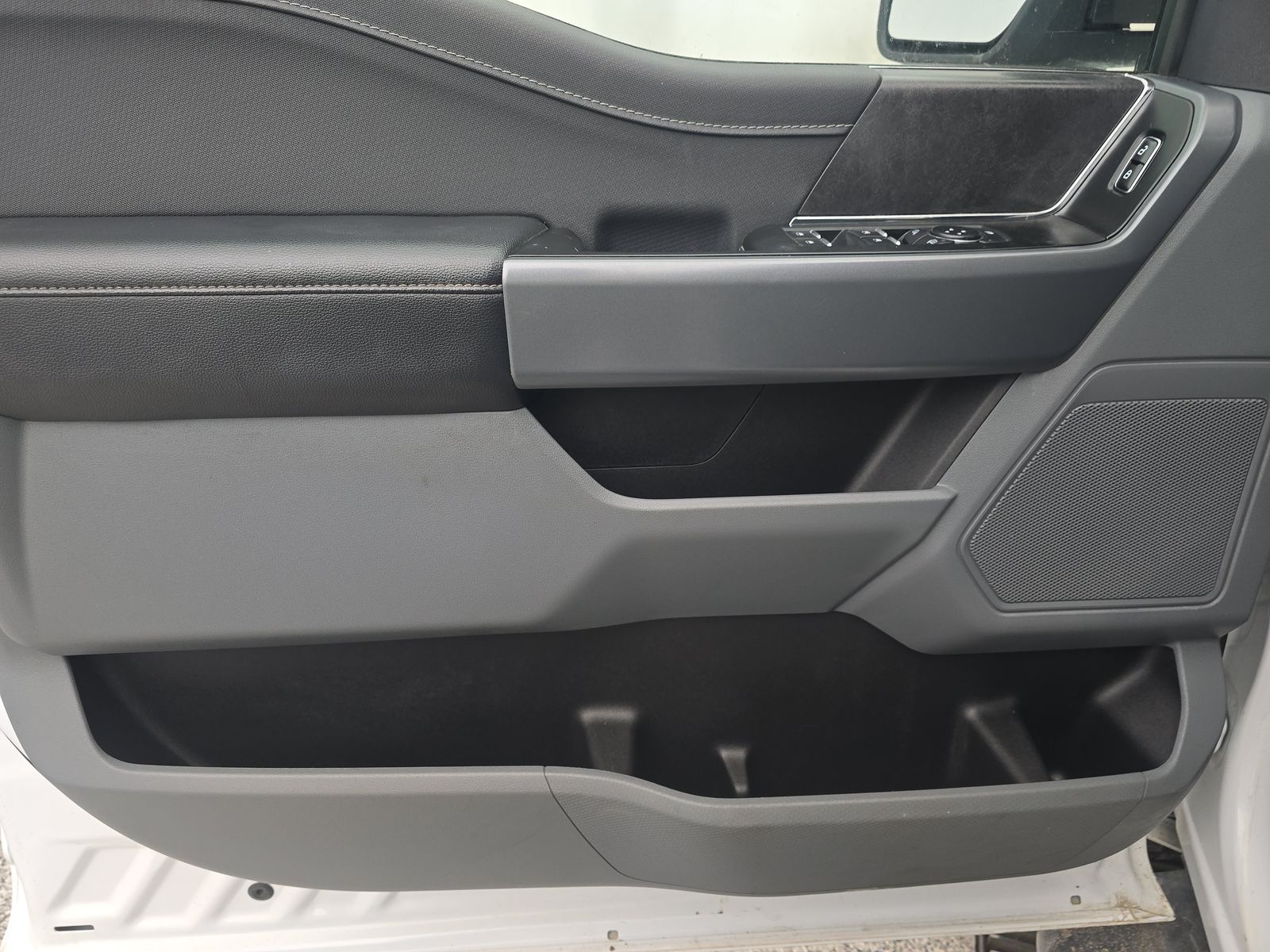 2024 Ford F-150 XLT AWD