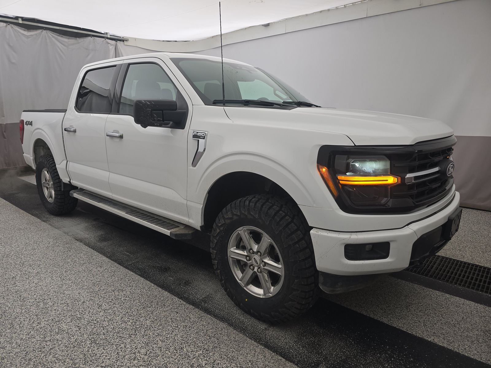 2024 Ford F-150 XLT AWD