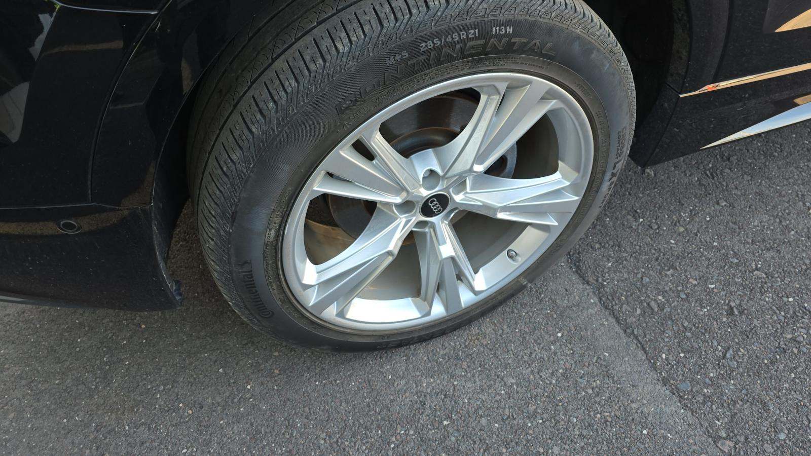 2022 Audi Q8 Premium AWD