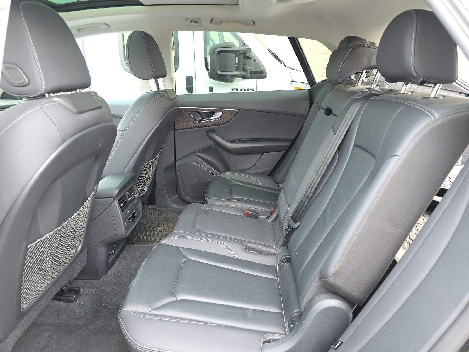 2022 Audi Q8 Premium AWD