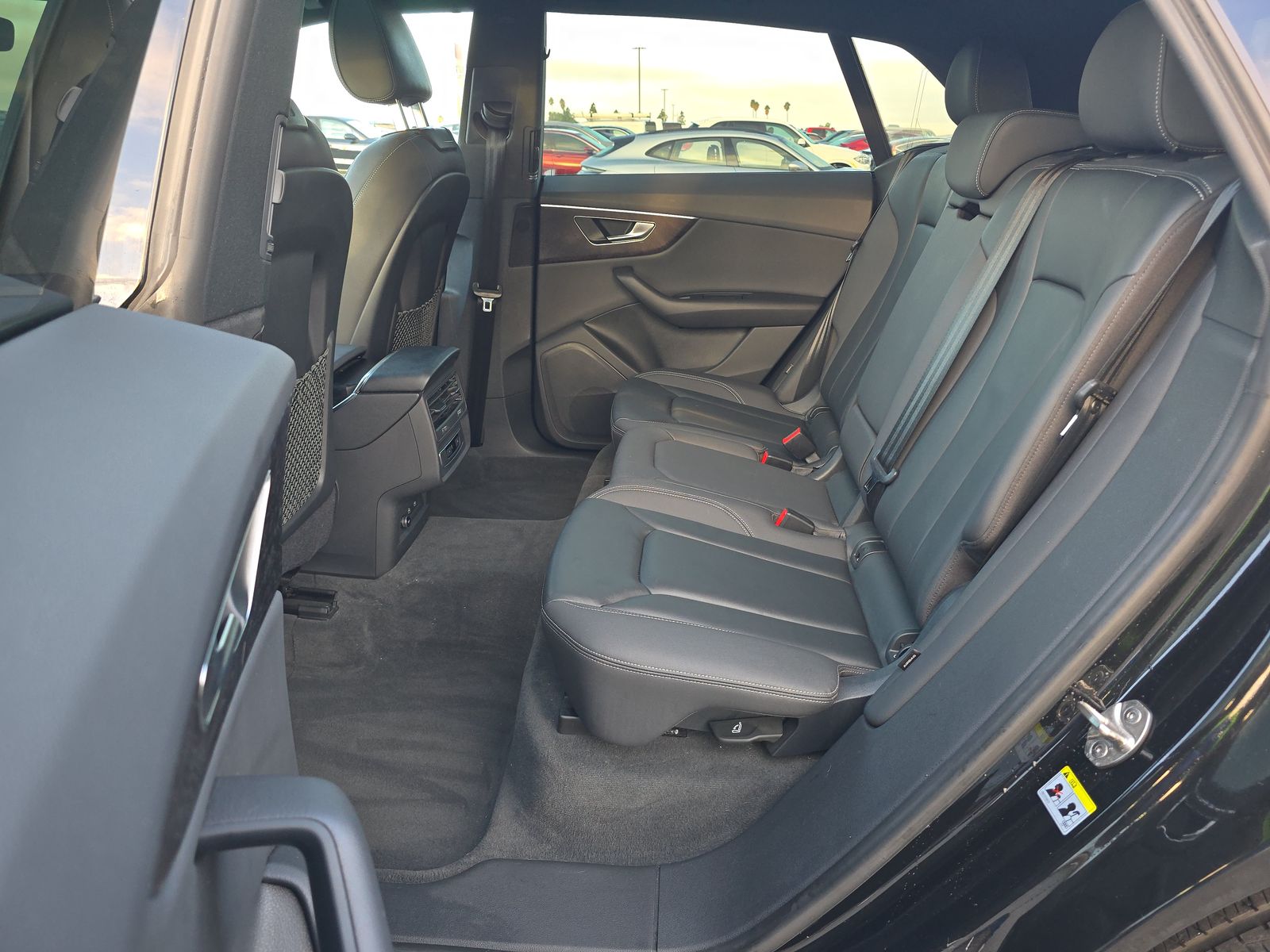 2022 Audi Q8 Premium AWD