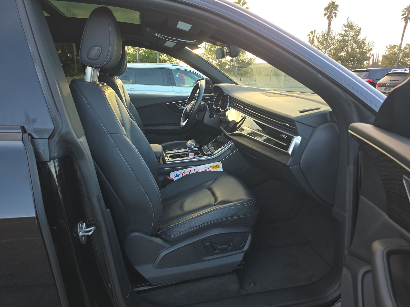 2022 Audi Q8 Premium AWD