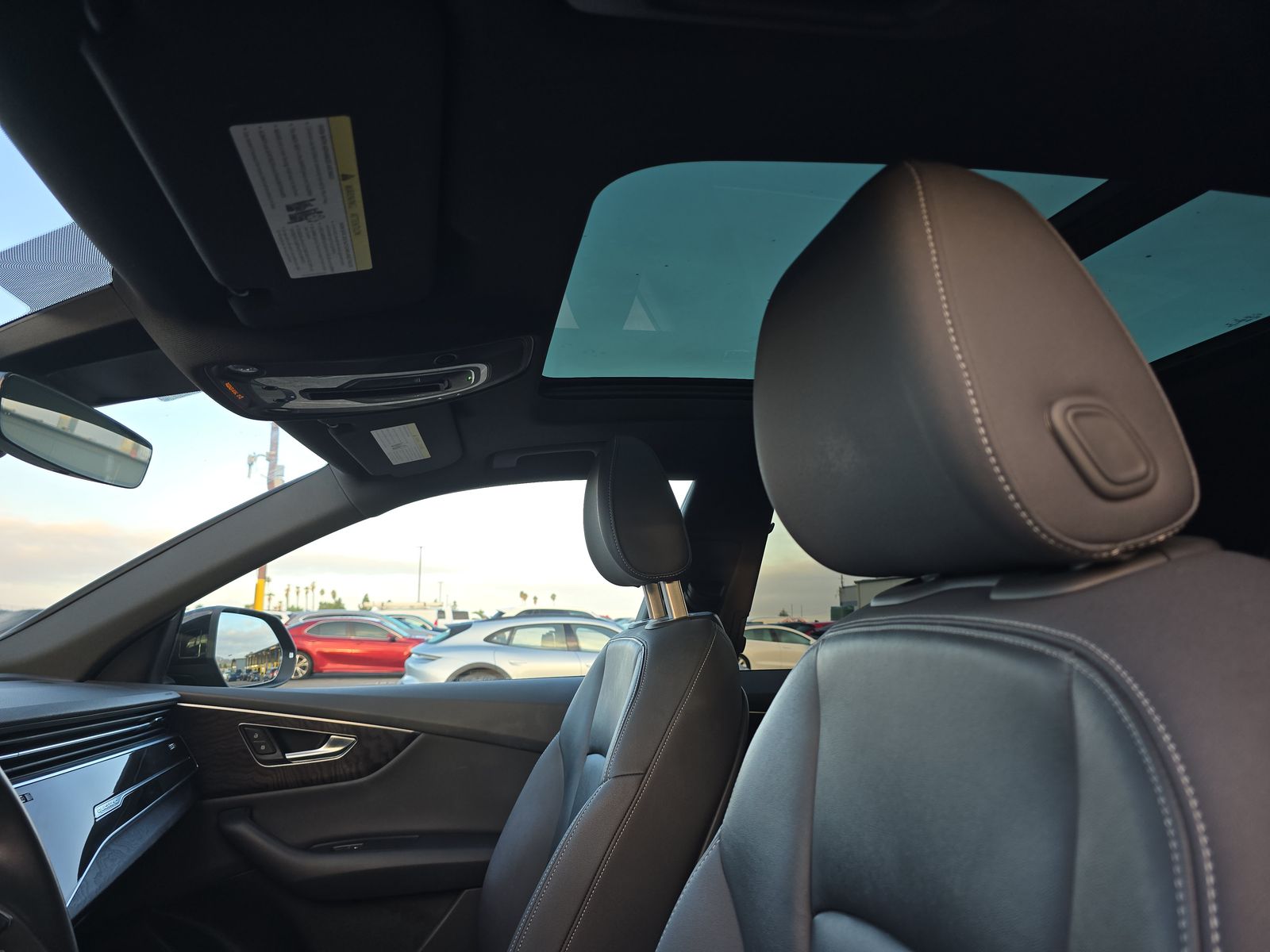 2022 Audi Q8 Premium AWD