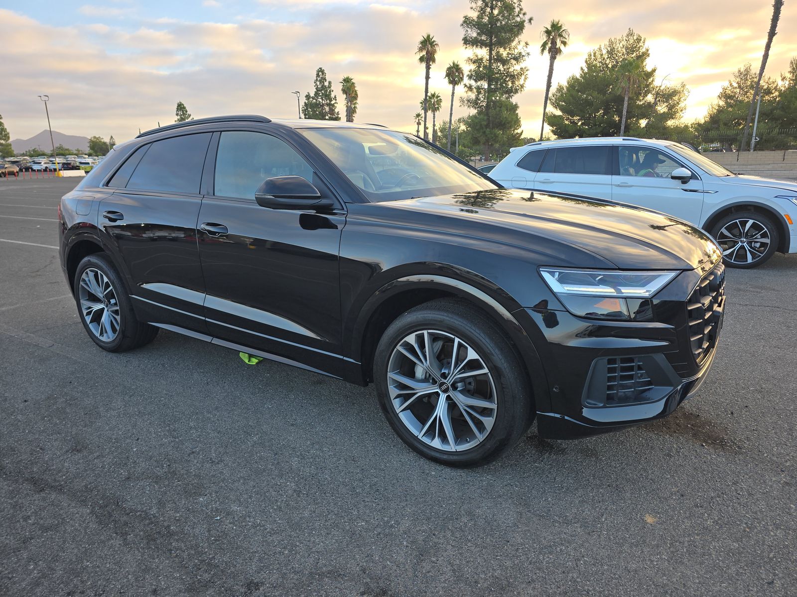 2022 Audi Q8 Premium AWD