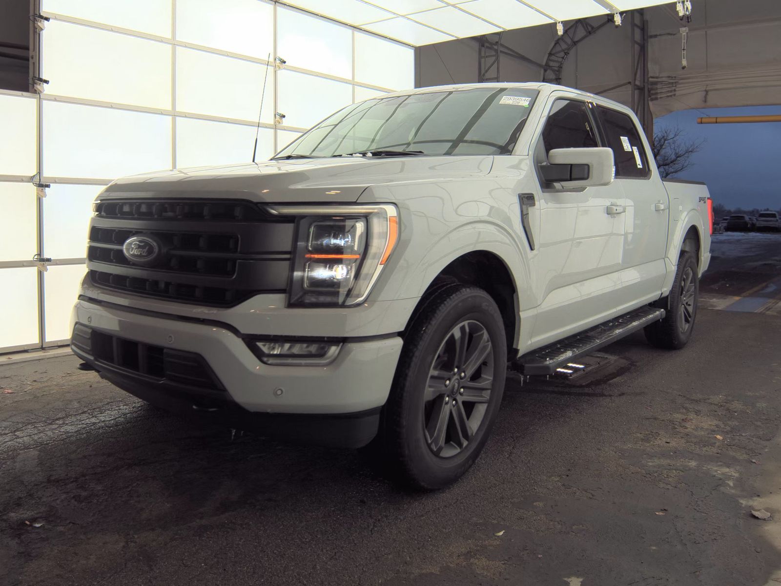 2023 Ford F-150 Lariat AWD