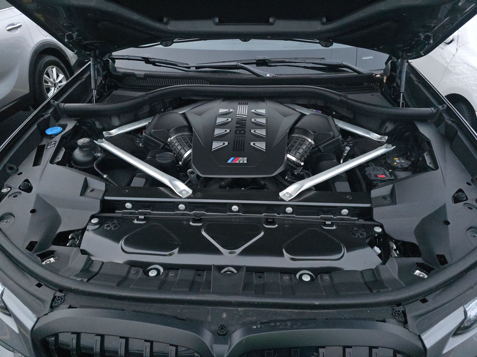 2024 BMW X7 M60i AWD