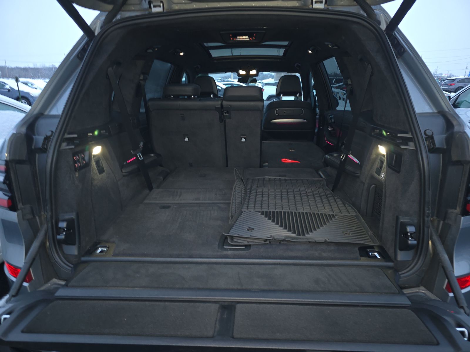 2024 BMW X7 M60i AWD