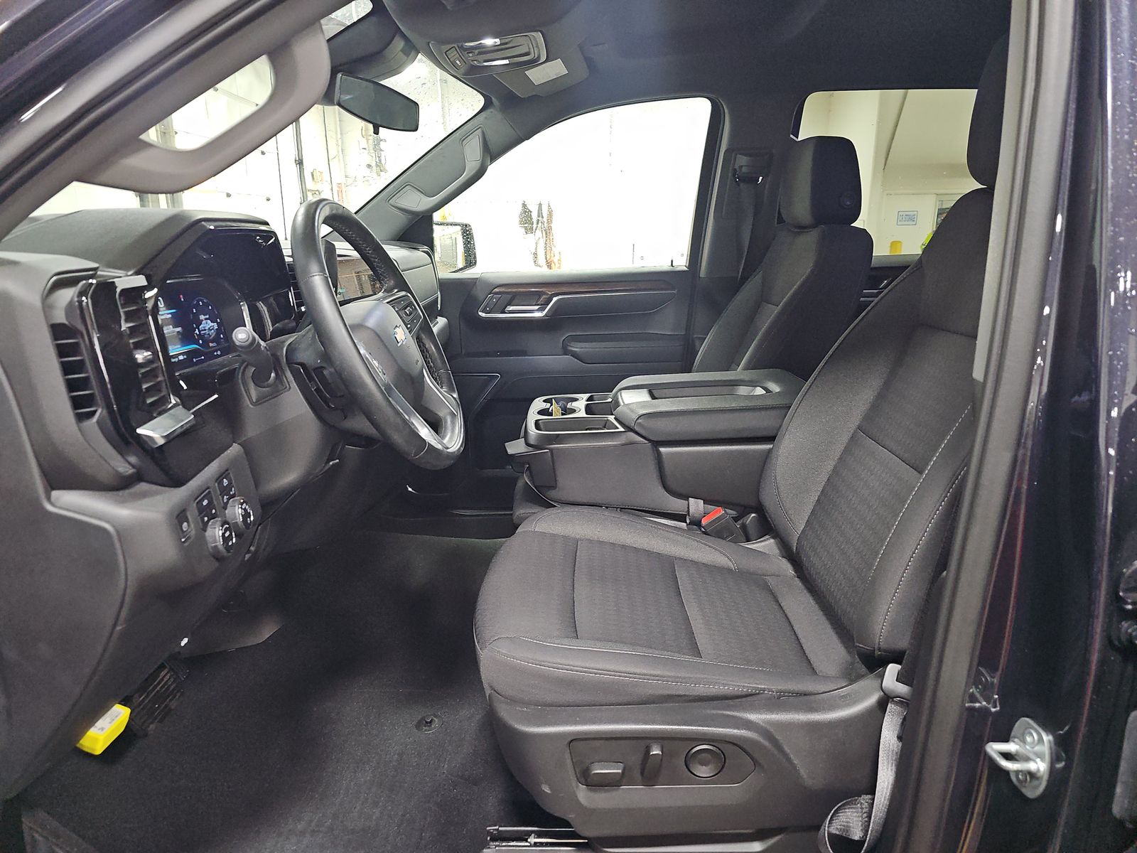 2023 Chevrolet Silverado 1500 LT AWD