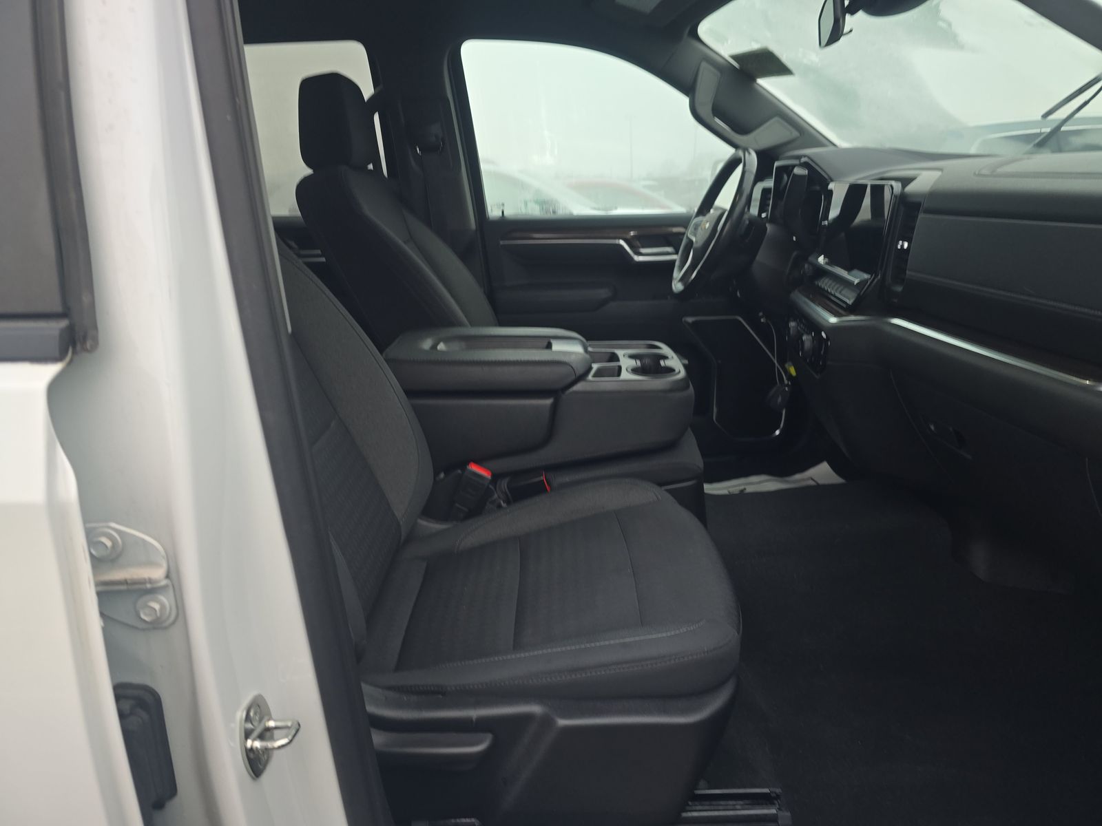 2022 Chevrolet Silverado 1500 LT AWD