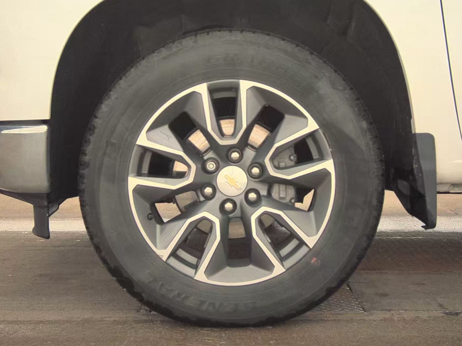 2022 Chevrolet Silverado 1500 LT AWD