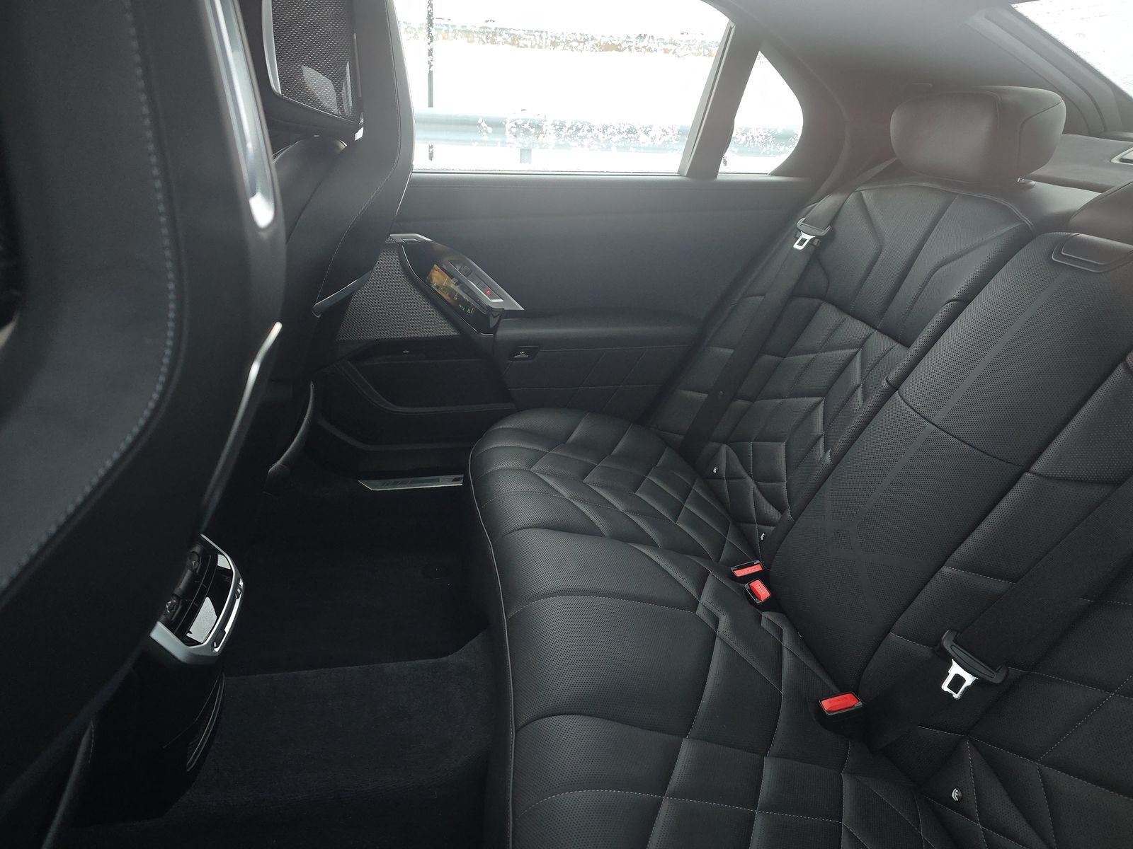 2023 BMW 7 Series 760i xDrive AWD