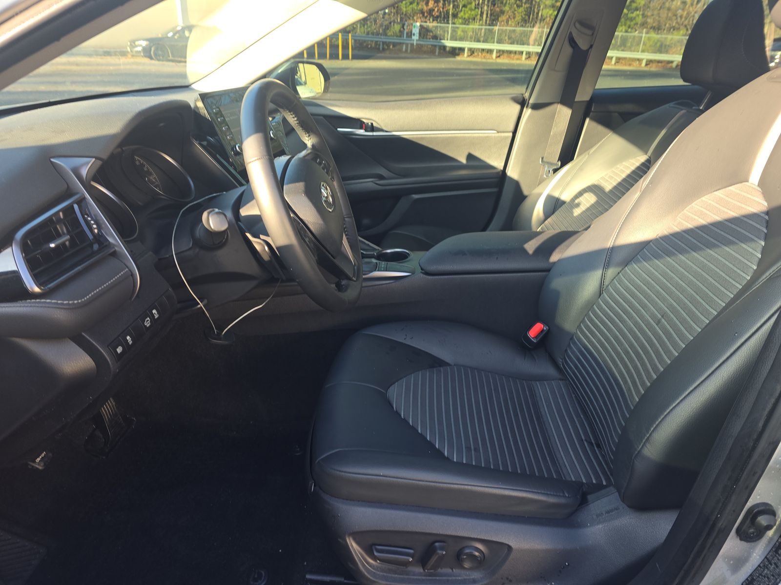 2024 Toyota Camry SE FWD