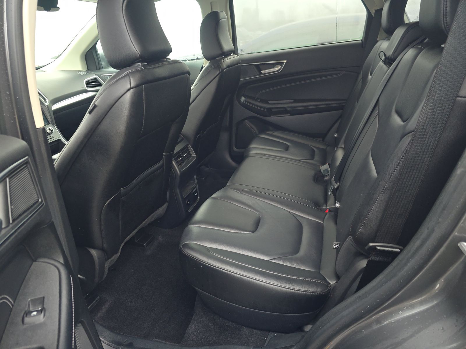 2022 Ford Edge Titanium AWD