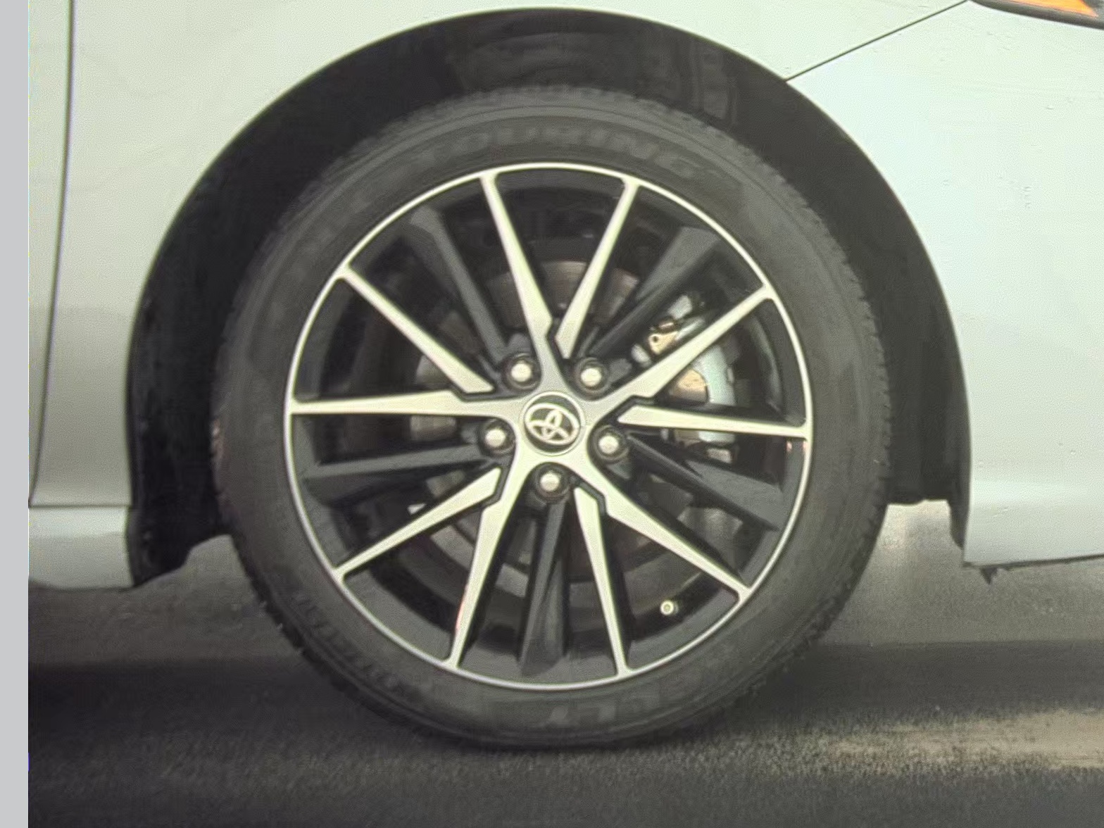 2024 Toyota Camry SE FWD