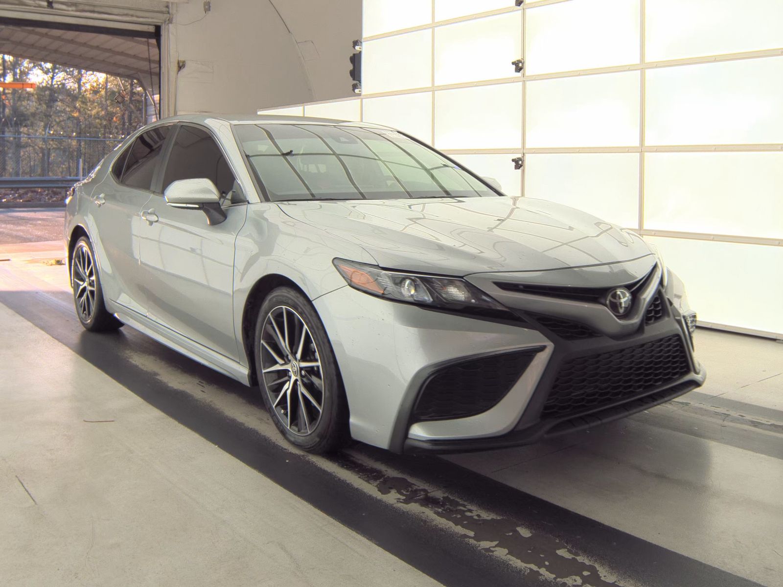 2024 Toyota Camry SE FWD