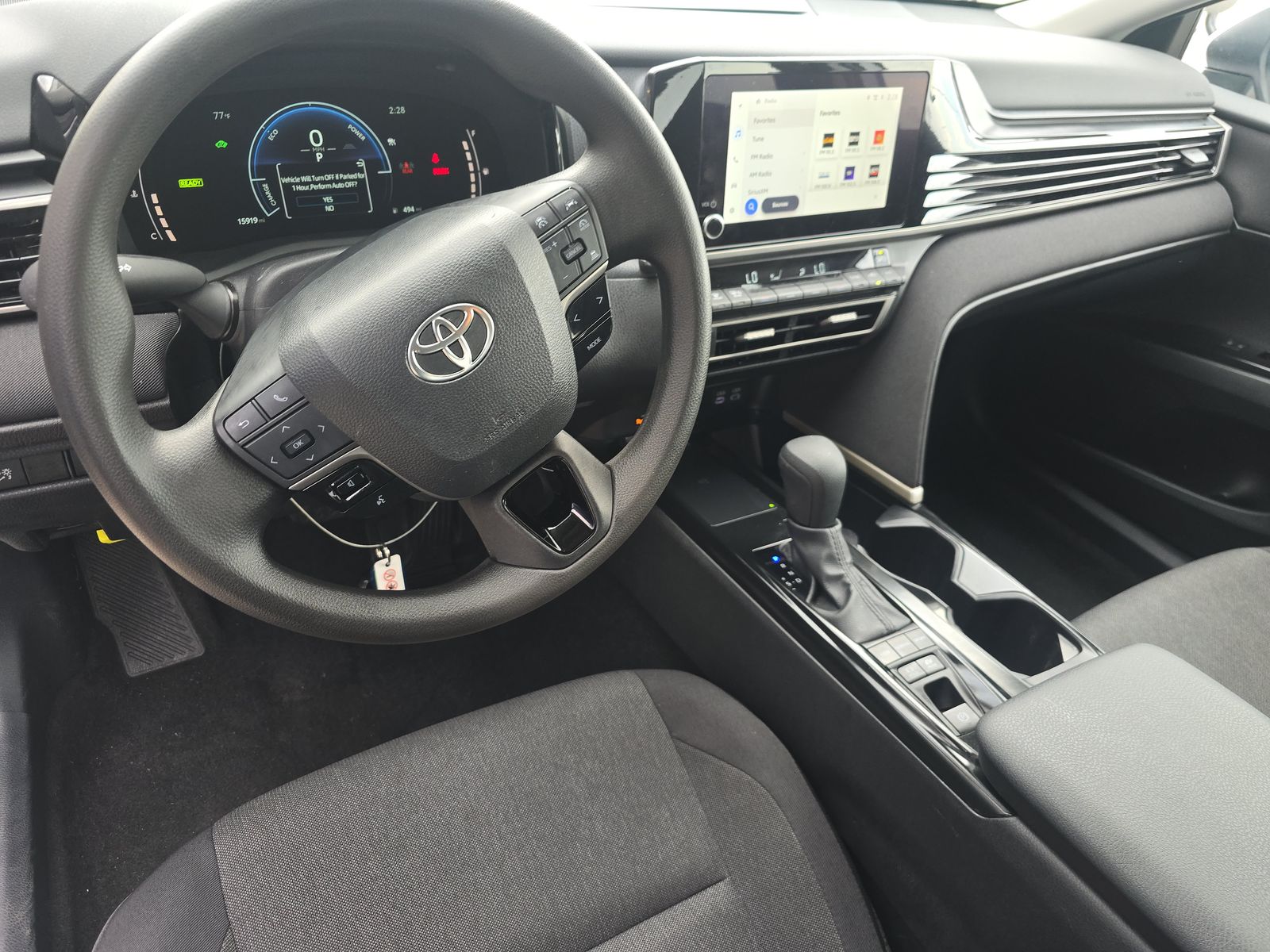 2025 Toyota Camry LE FWD