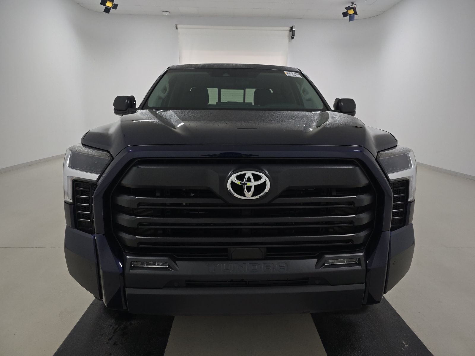 2024 Toyota Tundra SR5 AWD
