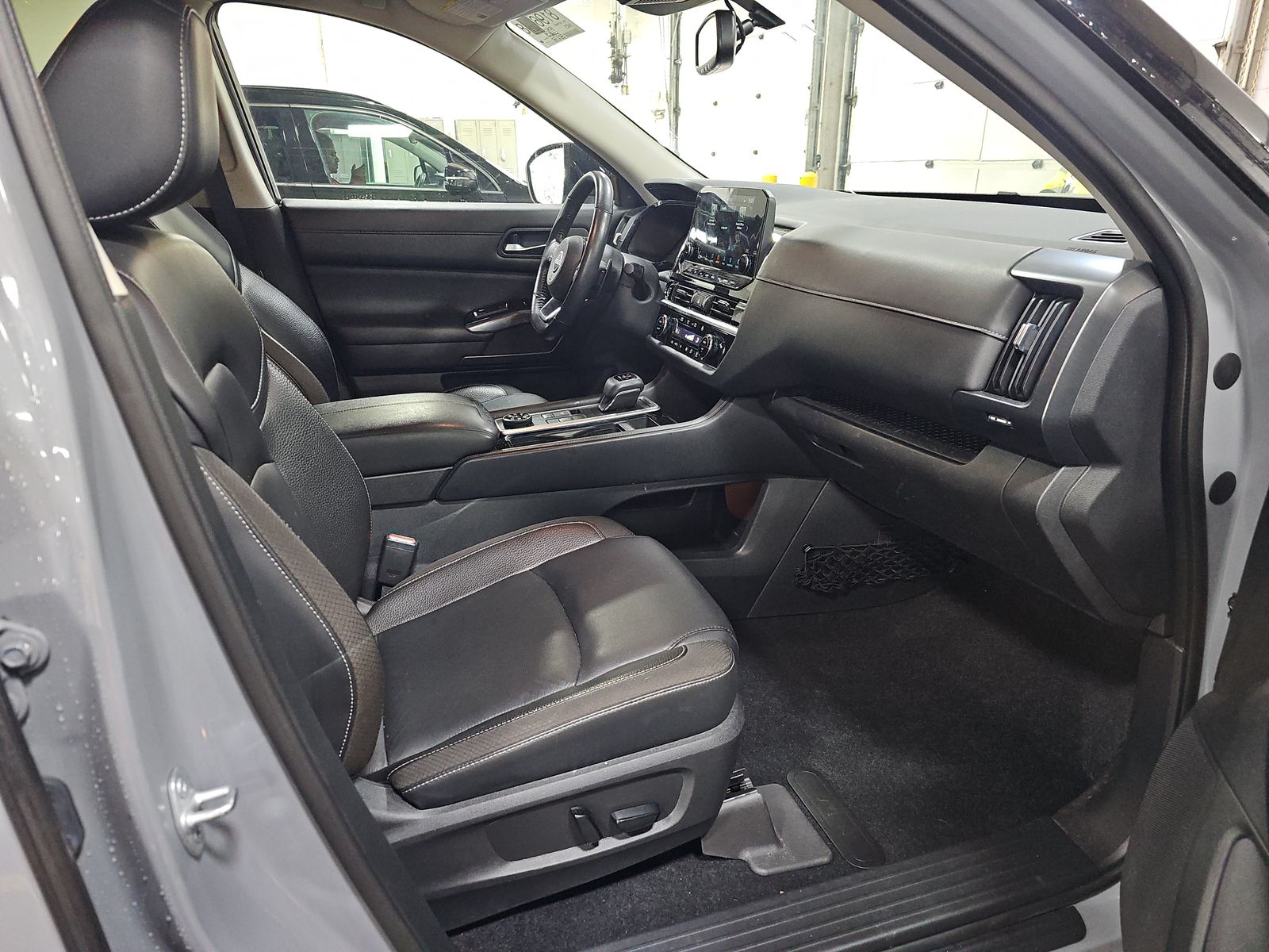 2022 Nissan Pathfinder SL AWD