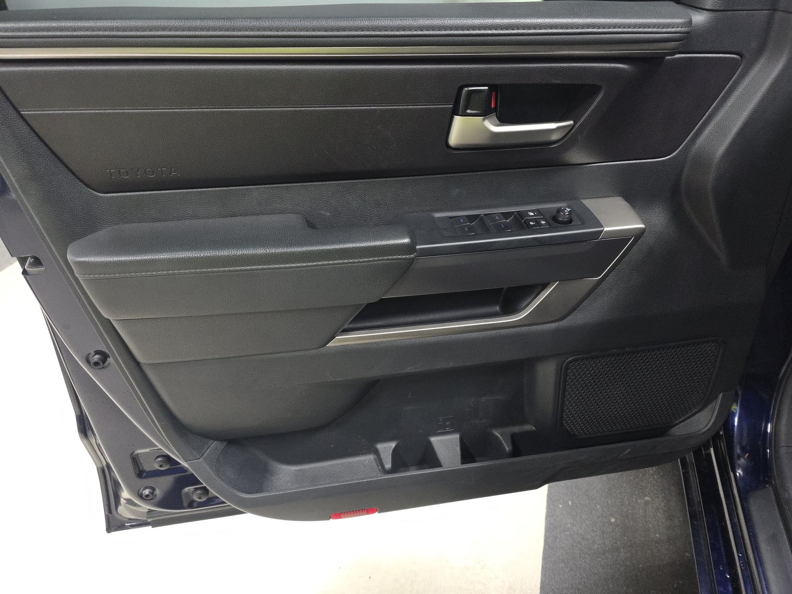 2024 Toyota Tundra SR5 AWD