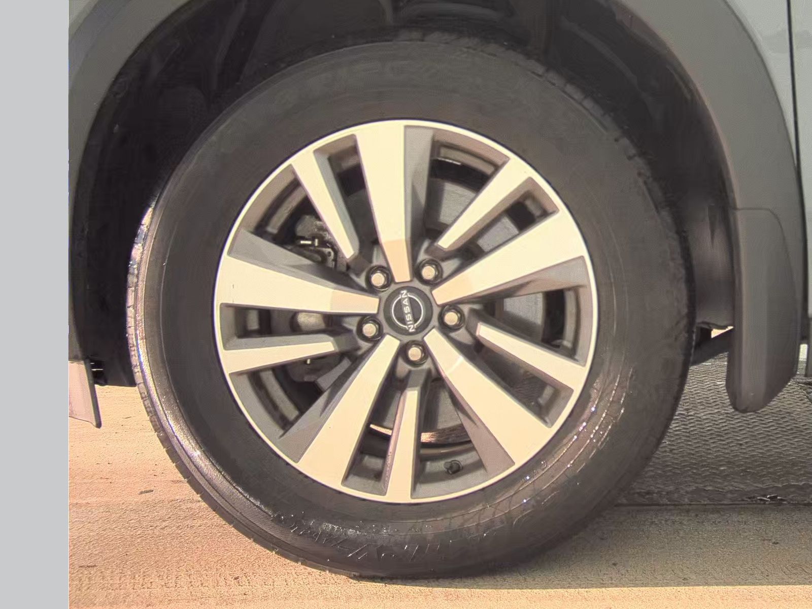 2022 Nissan Pathfinder SL AWD