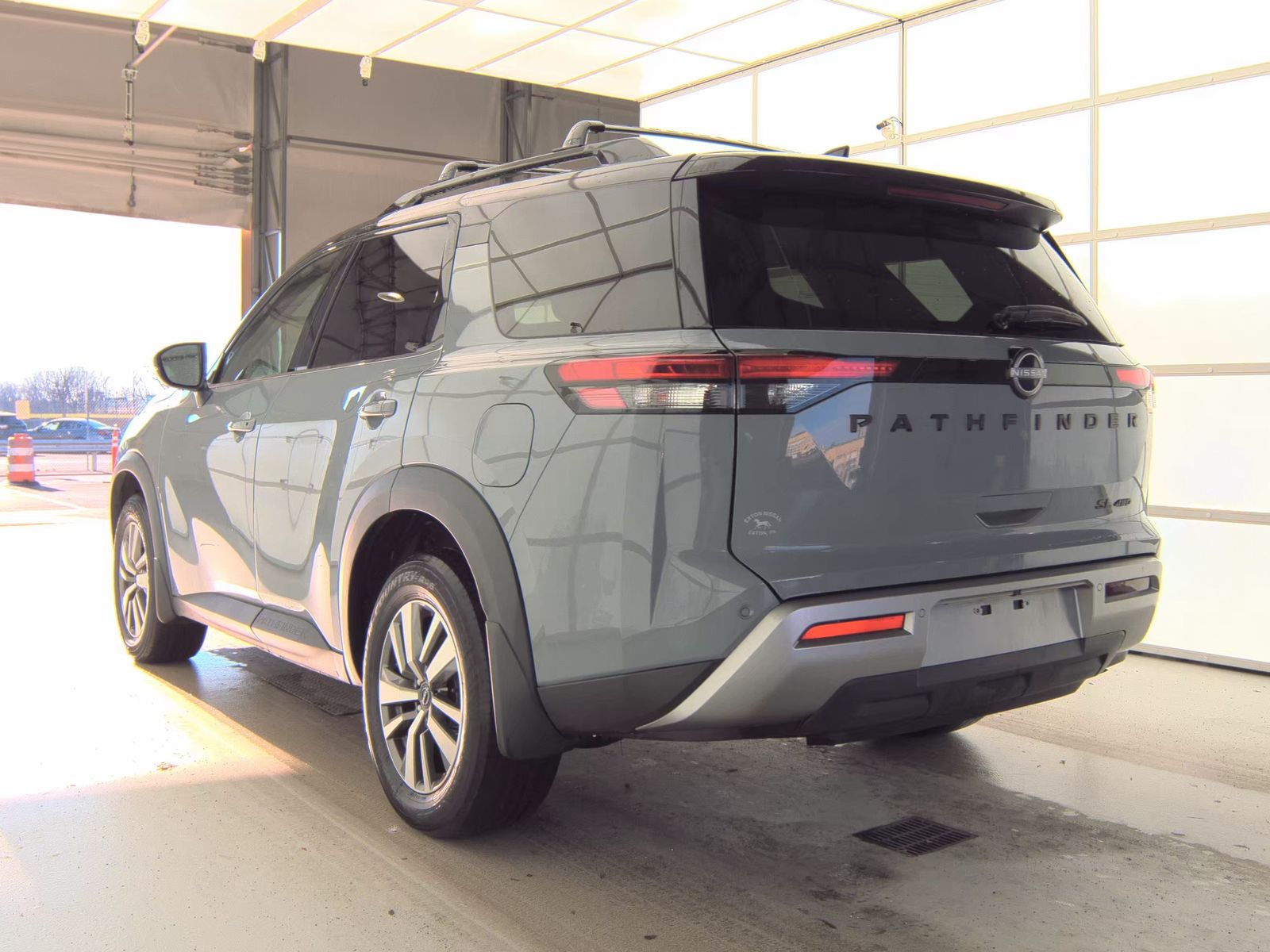 2022 Nissan Pathfinder SL AWD