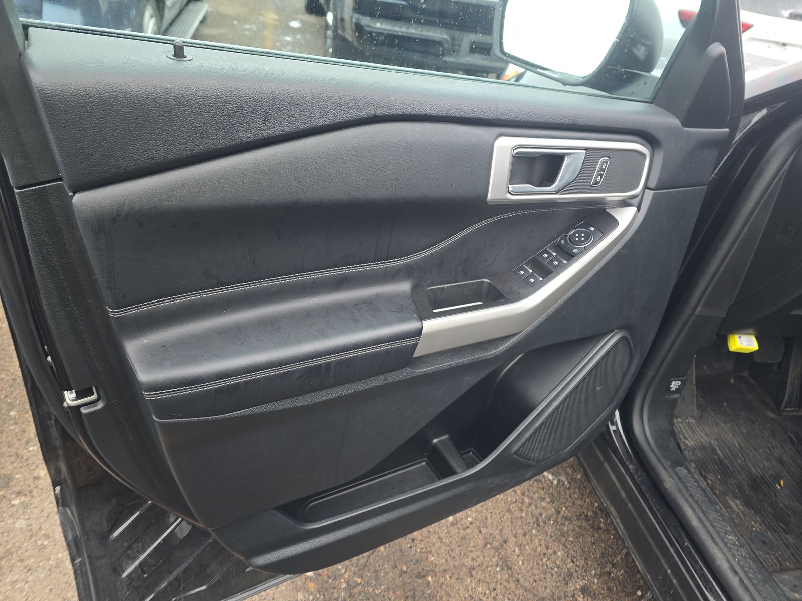 2023 Ford Explorer XLT AWD