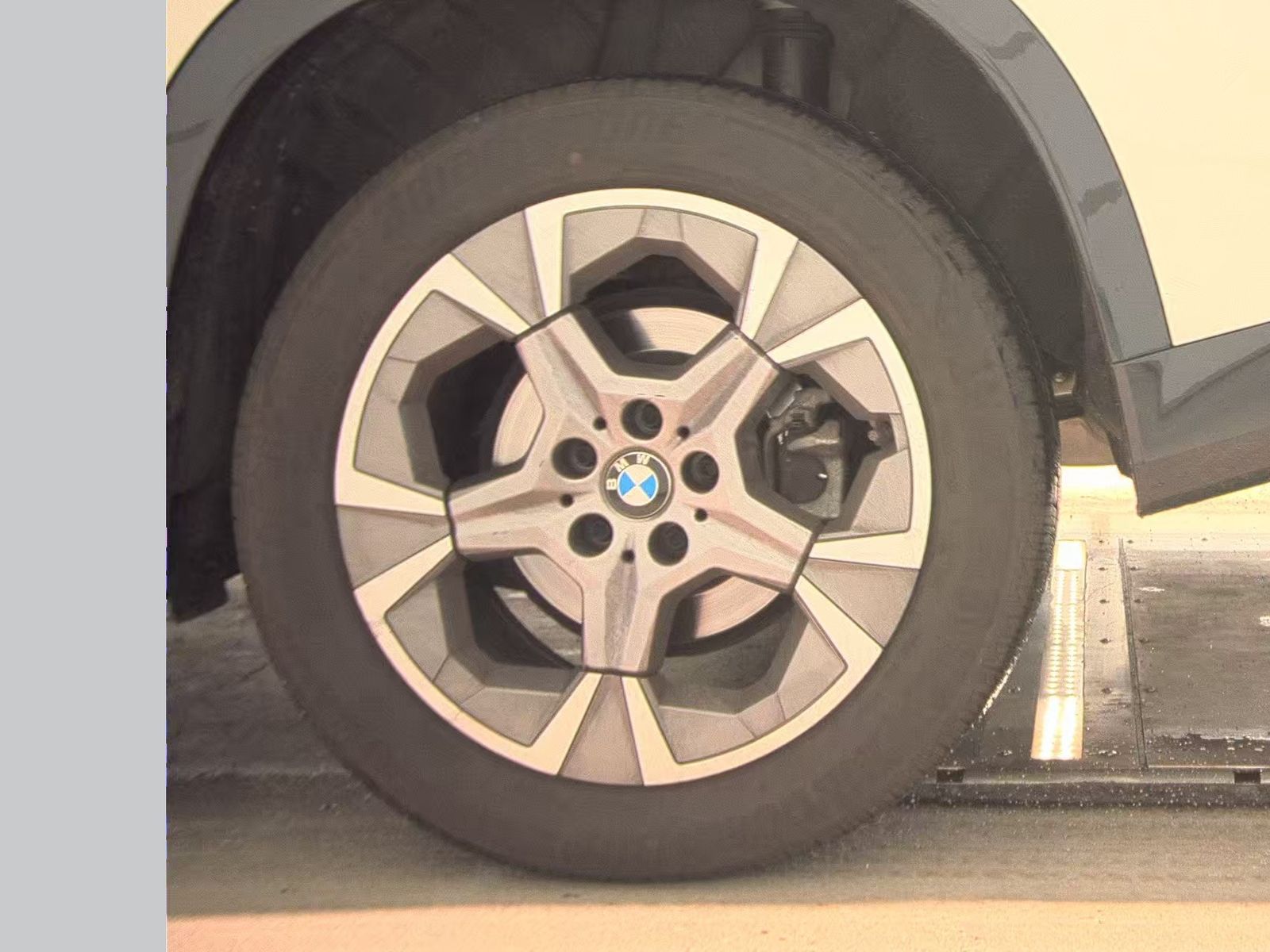 2025 BMW X1 xDrive28i AWD