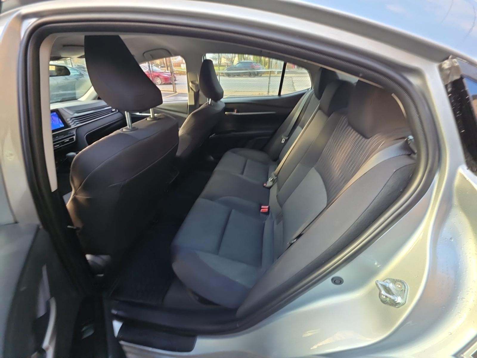 2025 Toyota Camry LE FWD