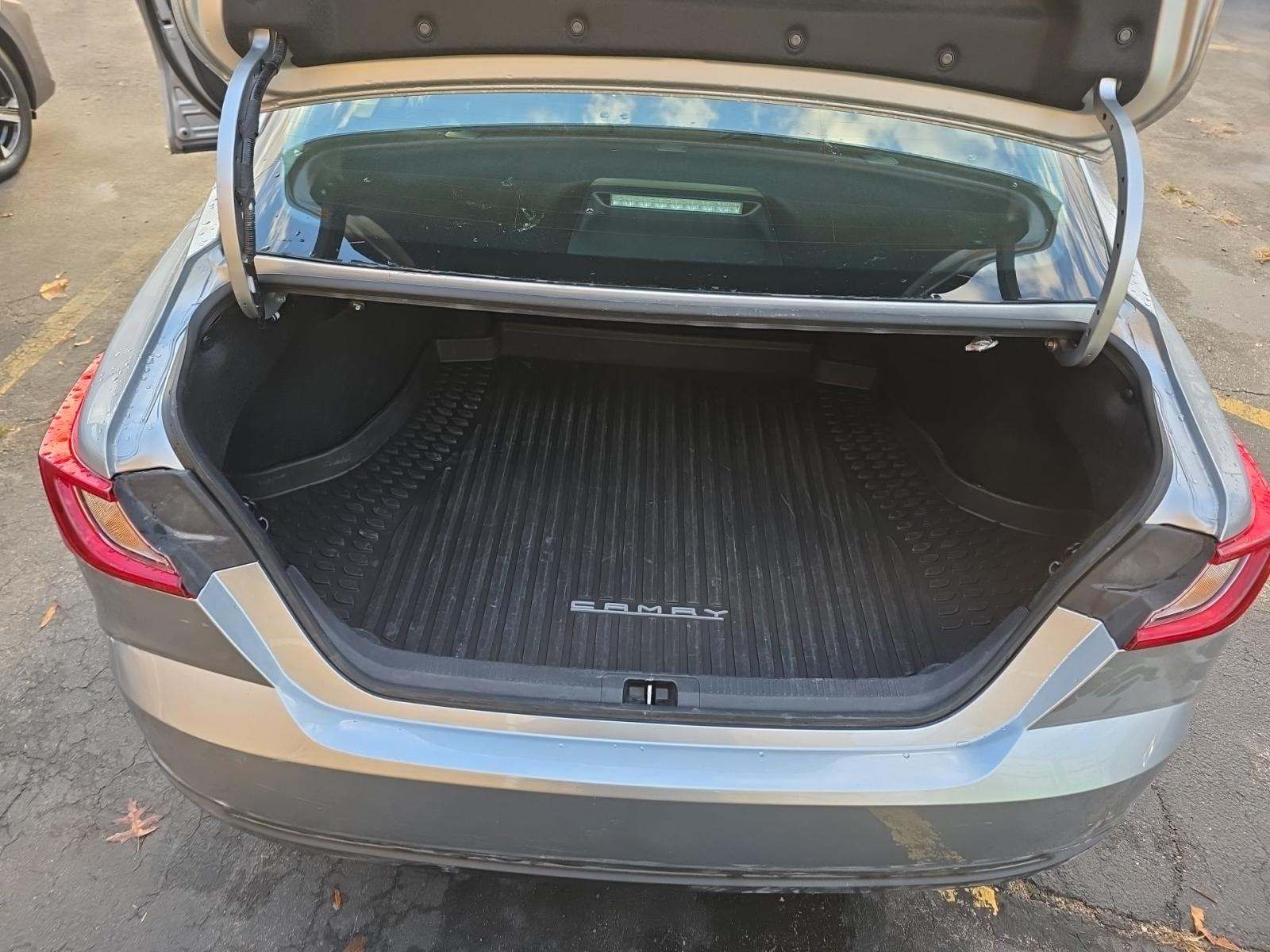 2025 Toyota Camry LE FWD