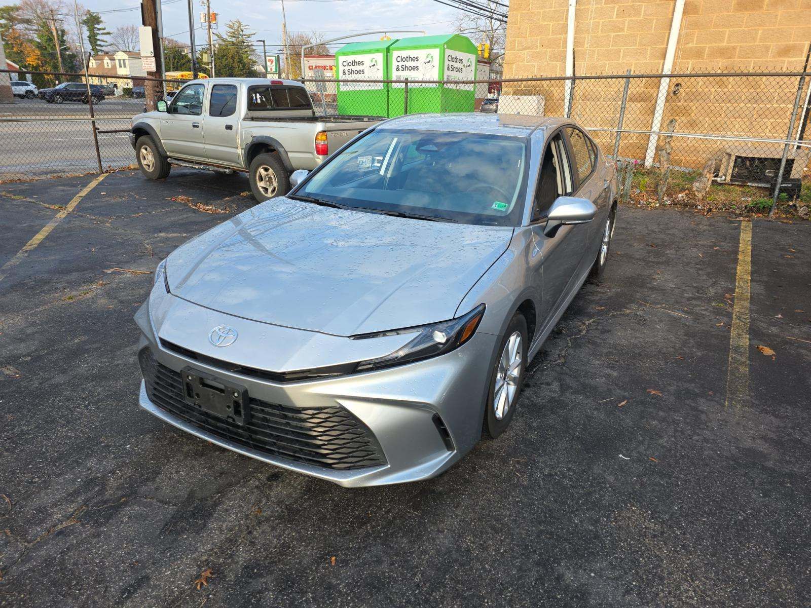 2025 Toyota Camry LE FWD