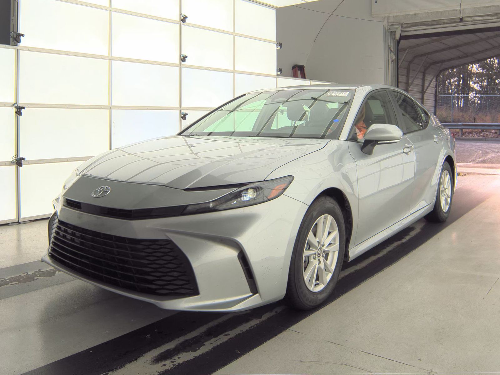 2025 Toyota Camry LE FWD