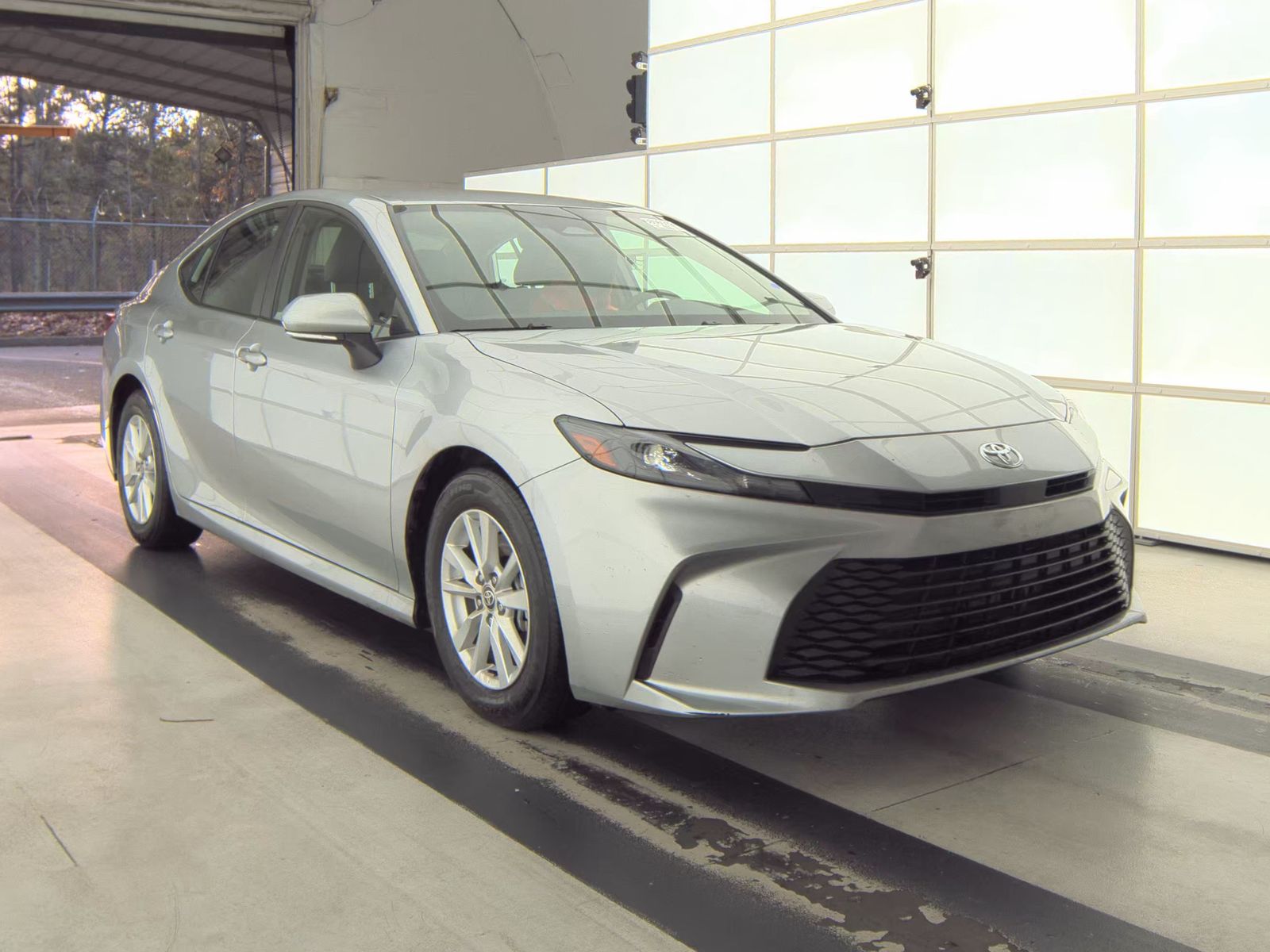 2025 Toyota Camry LE FWD