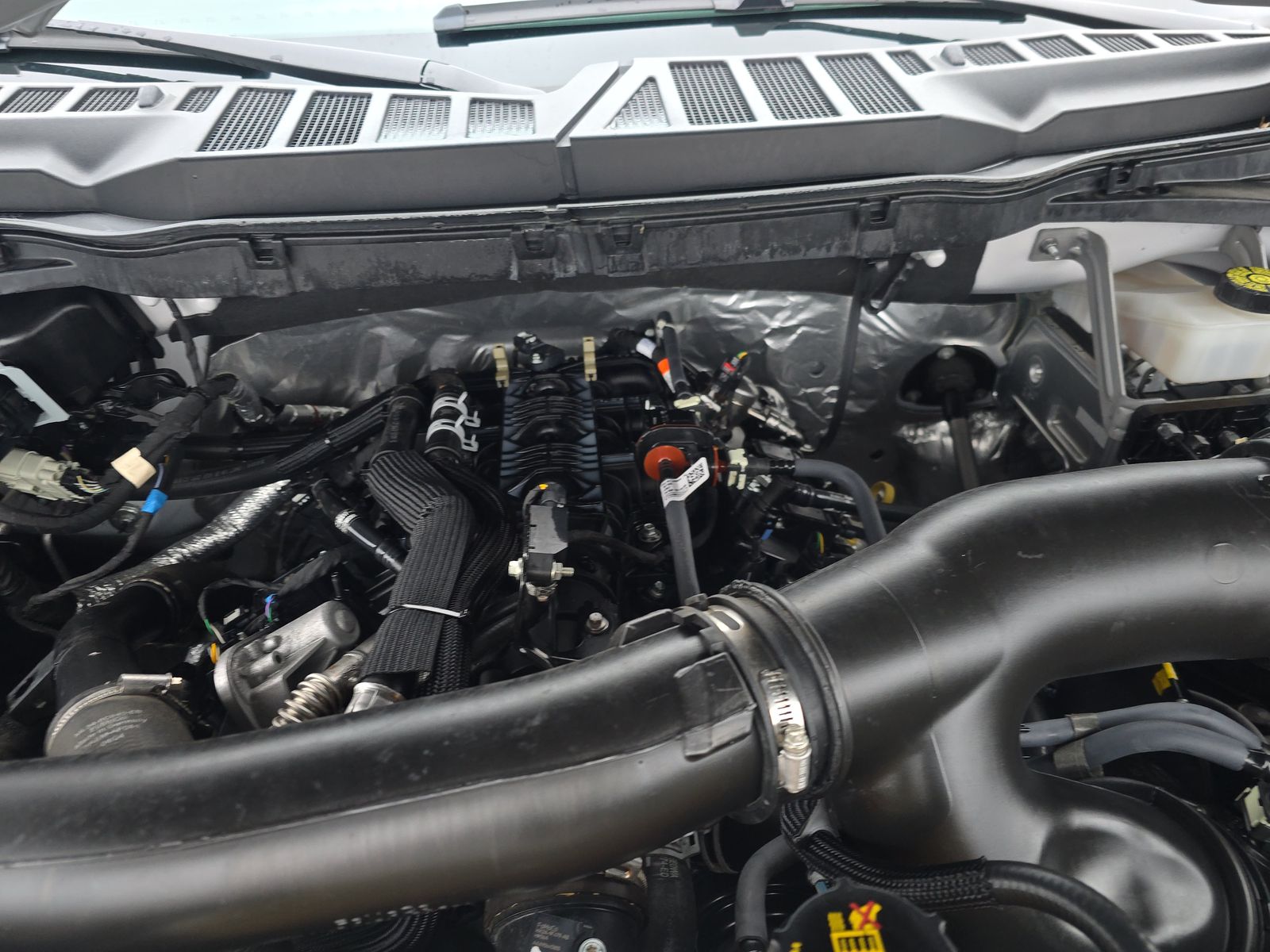 2024 Ford F-150 Lariat AWD