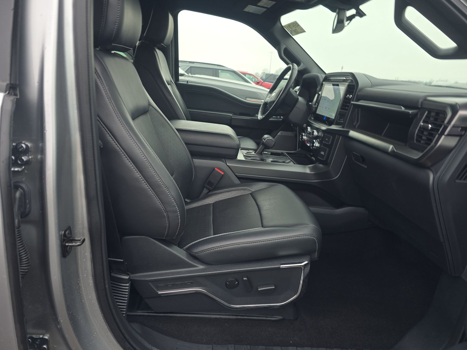 2024 Ford F-150 Lariat AWD