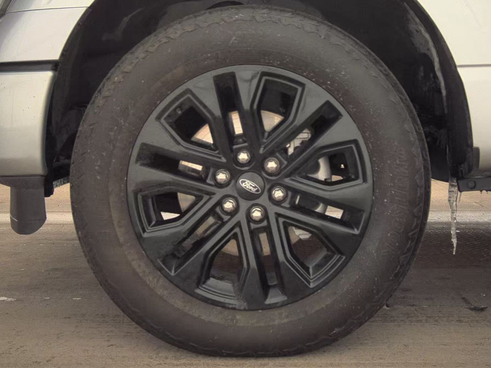 2024 Ford F-150 Lariat AWD