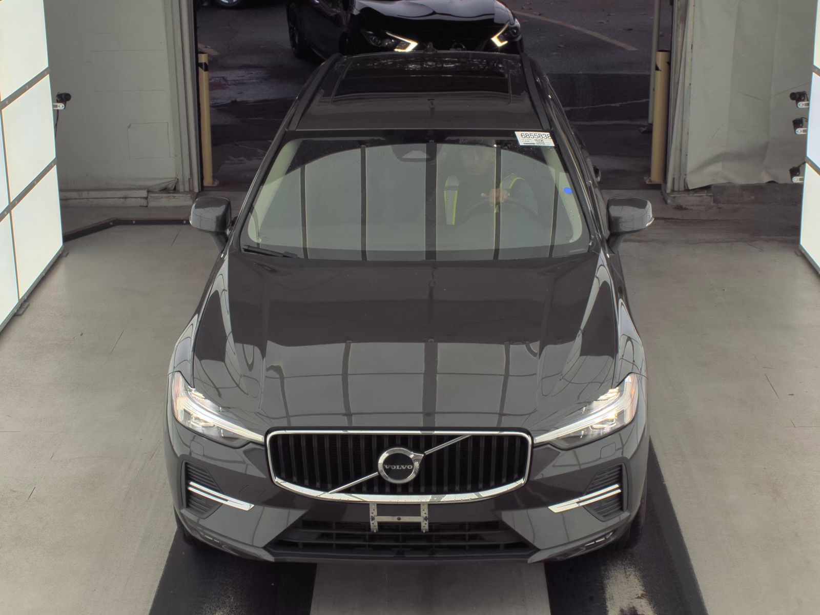 2022 Volvo XC60 B5 Momentum AWD