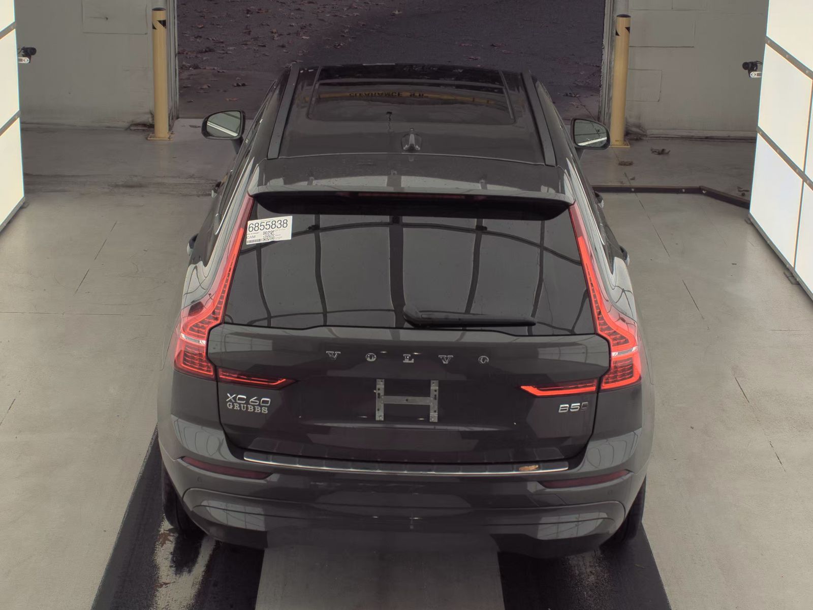 2022 Volvo XC60 B5 Momentum AWD