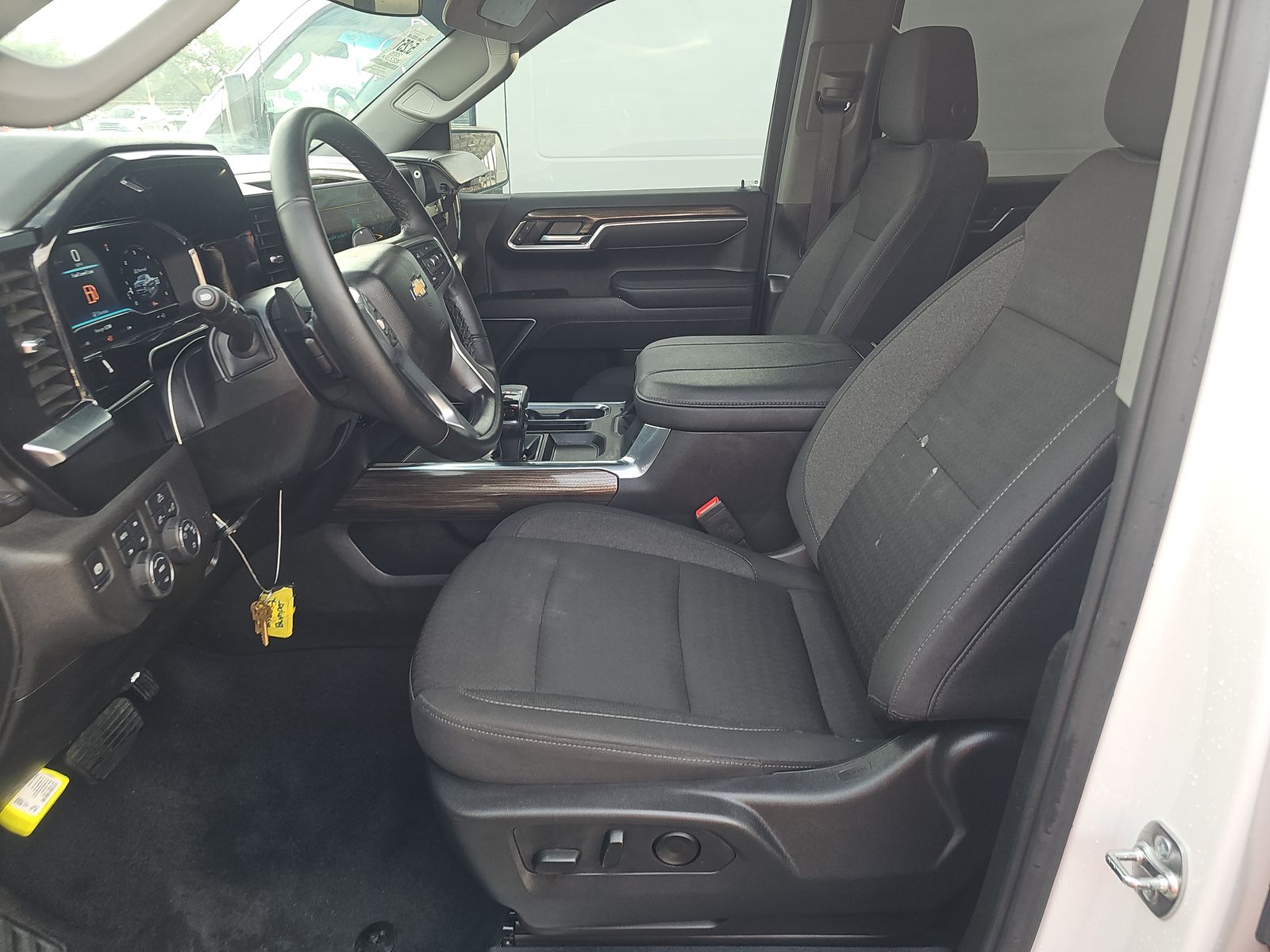 2025 Chevrolet Silverado 1500 LT AWD