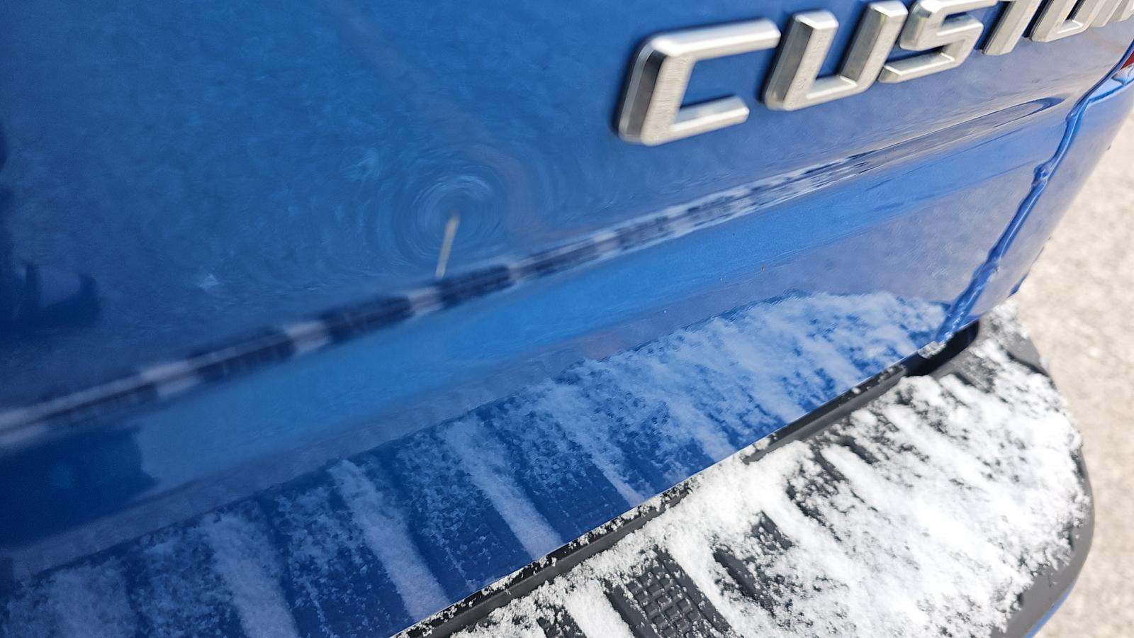 2022 Chevrolet Silverado 1500 Custom AWD