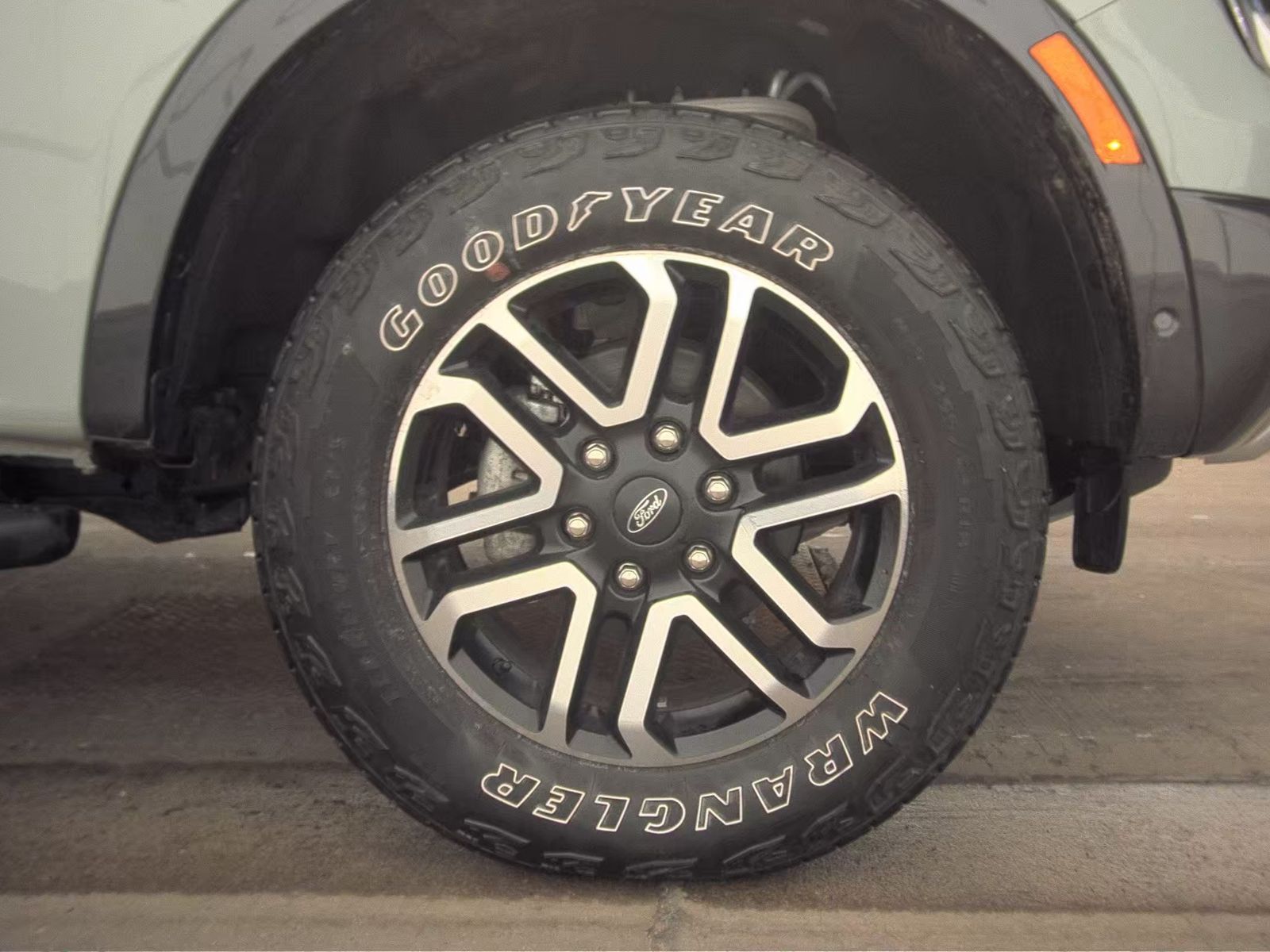 2024 Ford Ranger LARIAT AWD