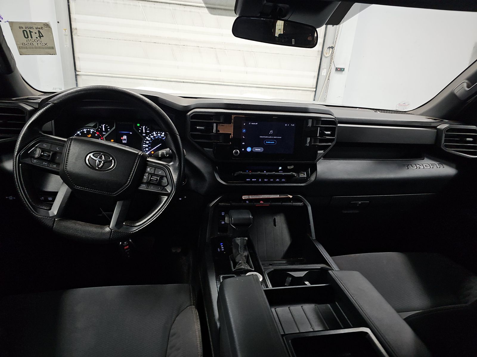 2025 Toyota Tundra SR5 AWD