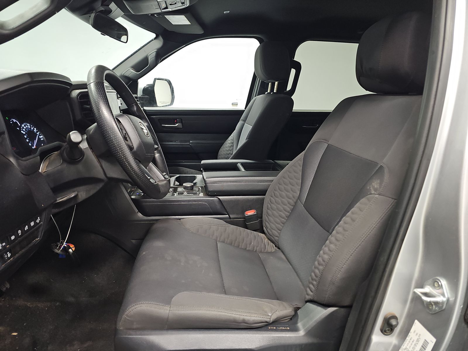 2025 Toyota Tundra SR5 AWD